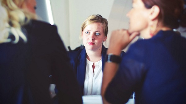 Peste 50% dintre femeile care lucreaza se confrunta cu un nivel de stres mai mare decat anul trecut